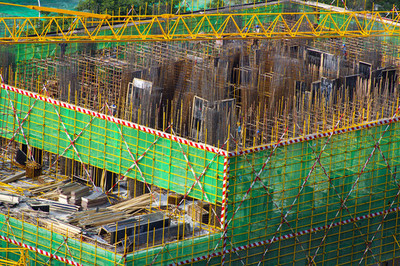機(jī)械轟鳴中，建設(shè)底色不忘守底線——工地挖掘機(jī)施工程見聞與項(xiàng)目管理要求